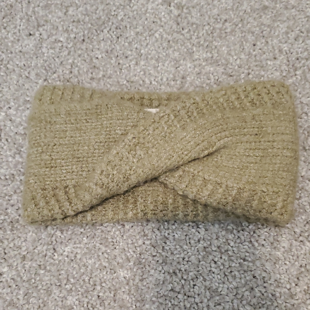 Free With Any Purchase; Universal Thread Olive Knit Headband